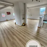 8 Apartman
