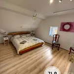 8 Apartman Burghaslach